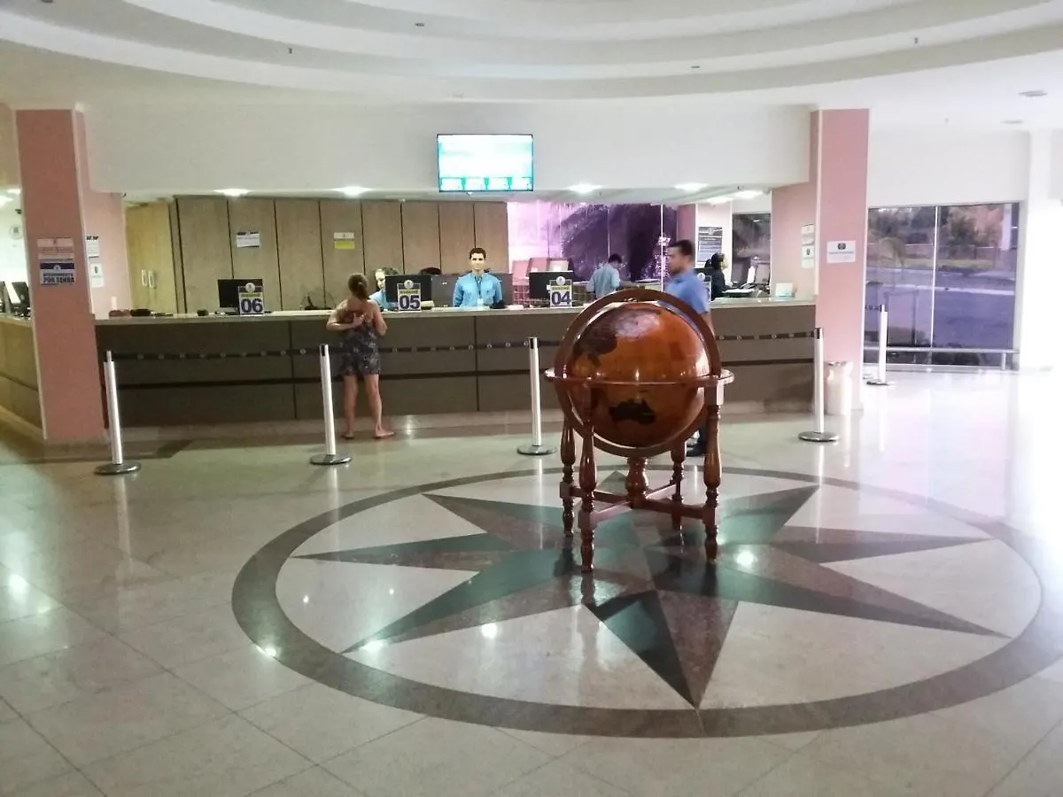 Flat Golden Dolphin Roberto Imoveis Apartment Caldas Novas